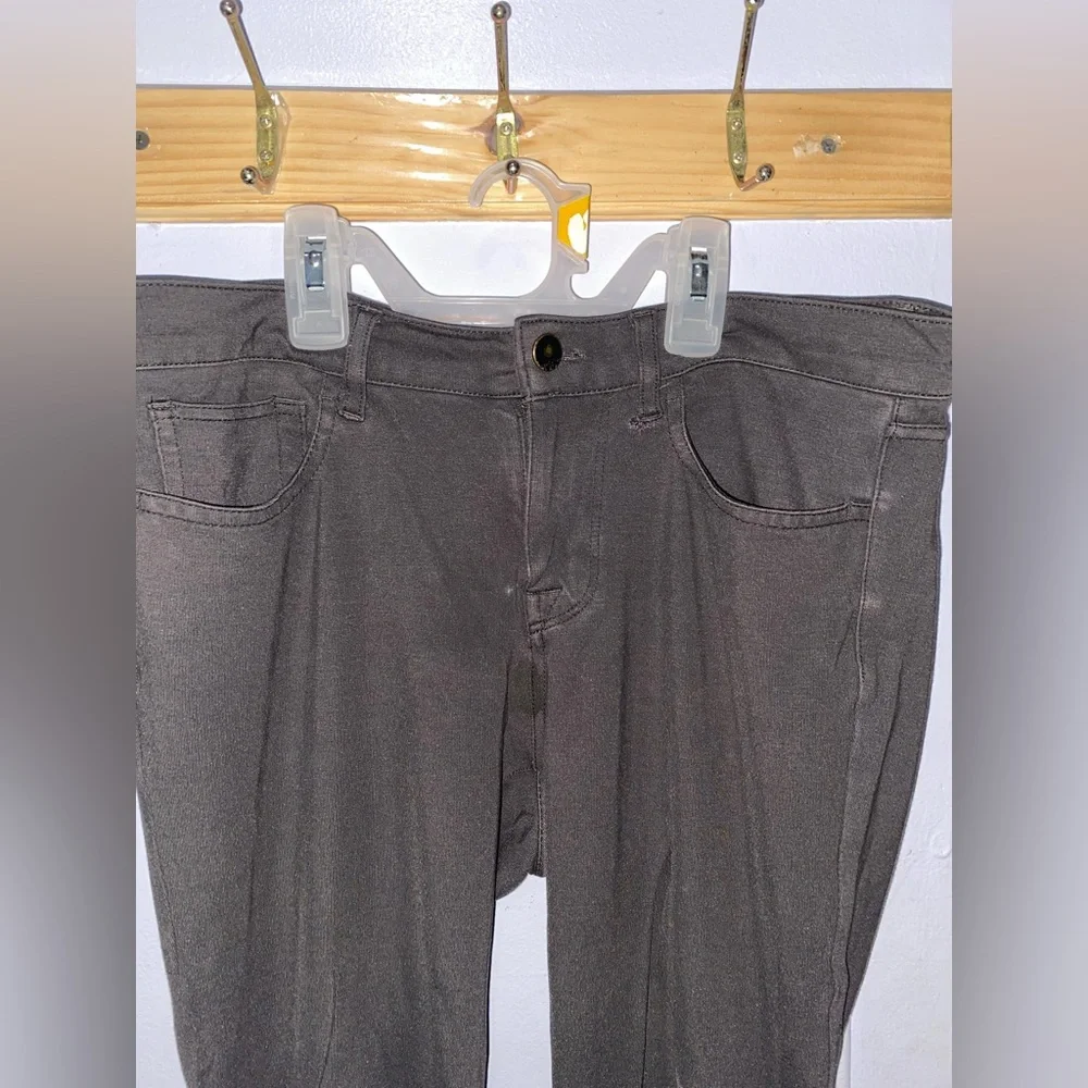 Used - Picture 4 of 8